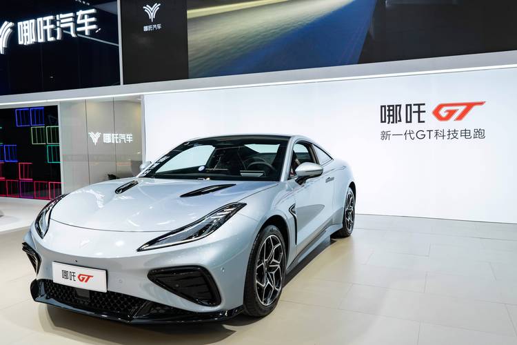 惠州惠东县讯羽翔企业管理咨询哪吒汽车在智能汽车领域的表现，领途汽车在新能源汽车市场中的影响力